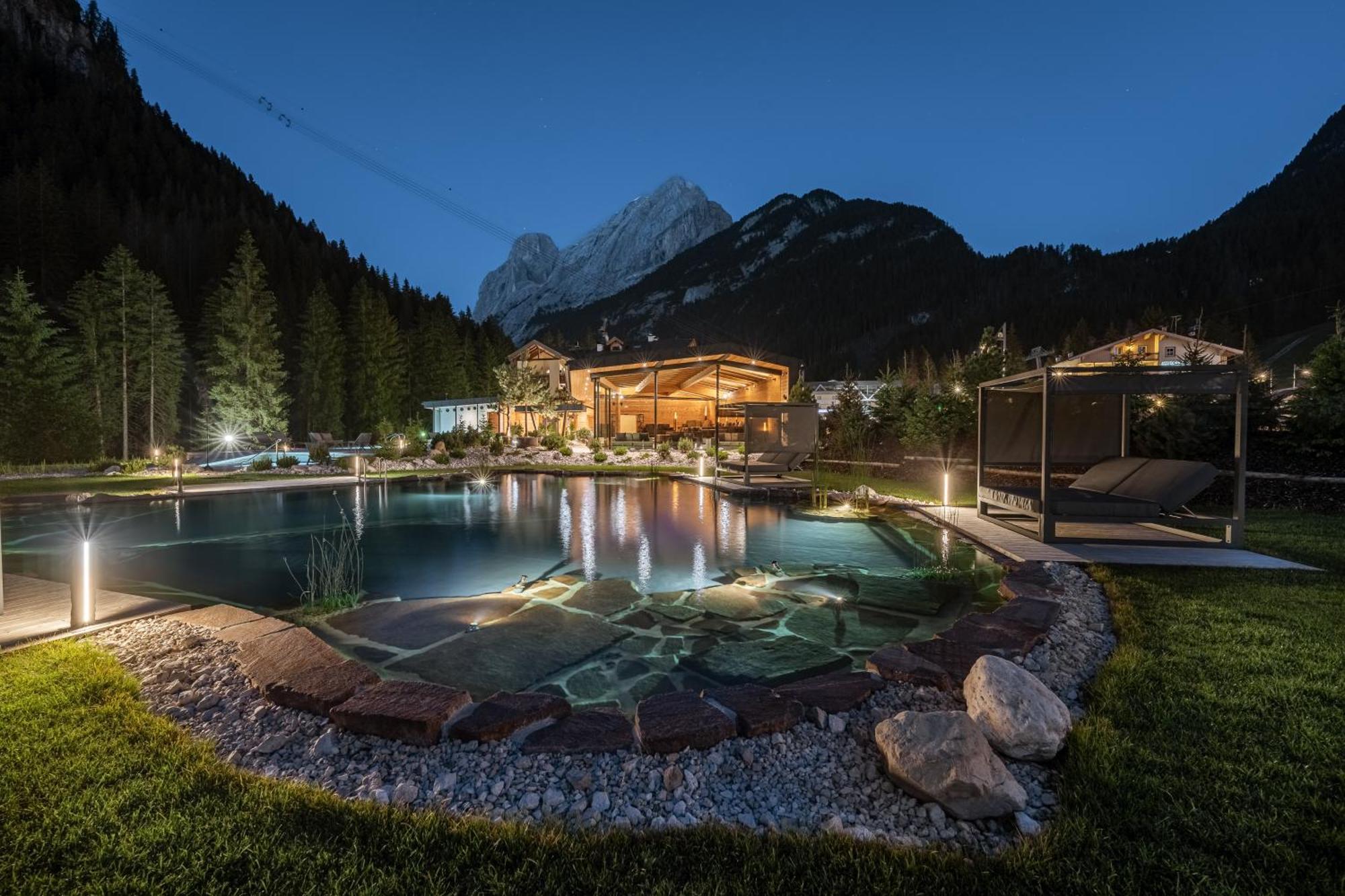 Hotel Majon Miramonti Canazei Luaran gambar