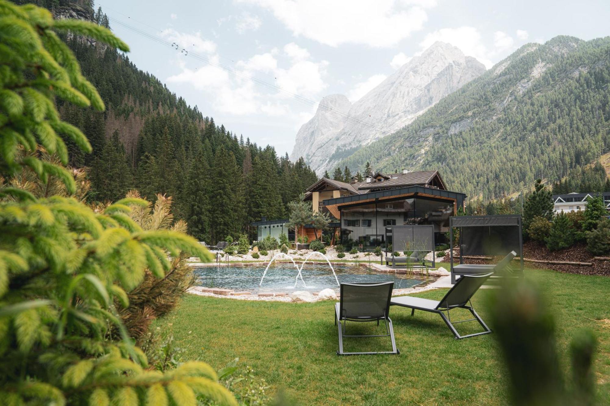 Hotel Majon Miramonti Canazei Luaran gambar